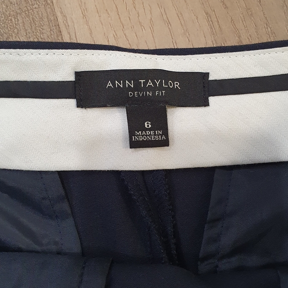 Ann Taylor Devin Fit ankle pant straight leg trousers, navy, size 6 - Picture 4 of 4